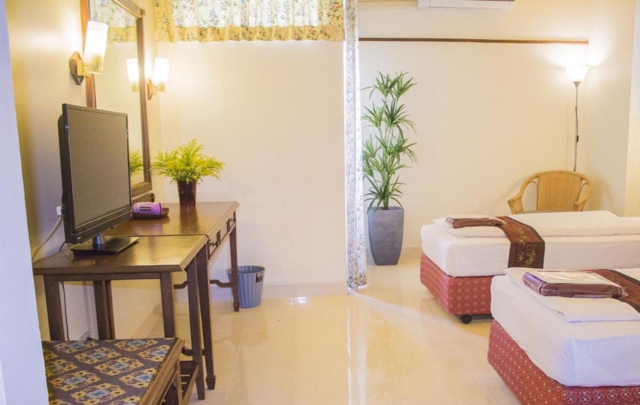 People Place Classic Hotel Sha Extra Plus Chiang Mai Eksteriør billede