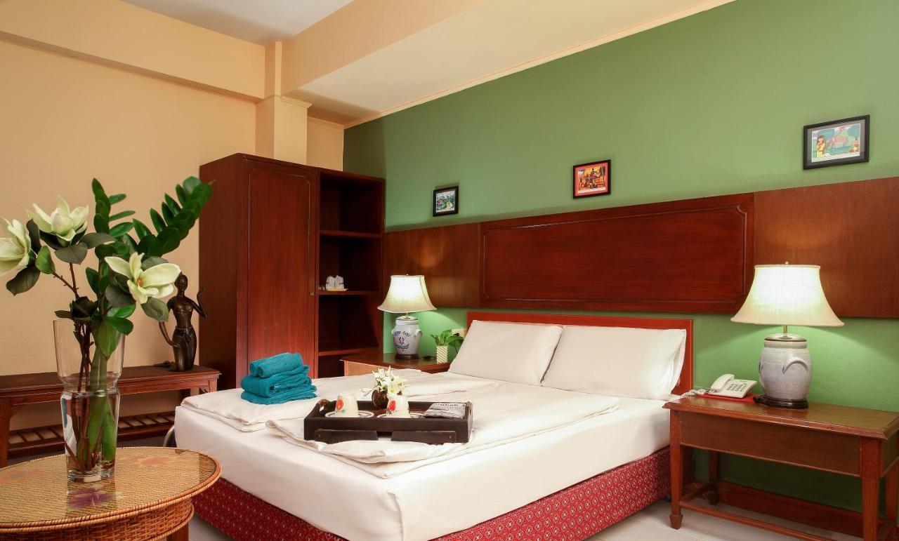 People Place Classic Hotel Sha Extra Plus Chiang Mai Eksteriør billede
